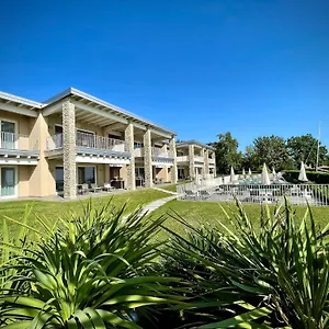 La Giolosa Gardapartments Aparthotel Moniga del Garda